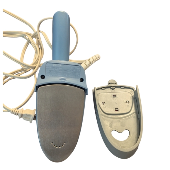 Hamilton Beach Travel Iron W Steamer Lint Brush & Storage Bag Dual Voltage Model - Picture 8 of 11